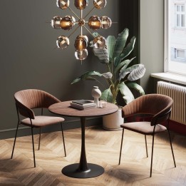 Notenhouten tafel met zwarte poot - Schickeria - Kare Design