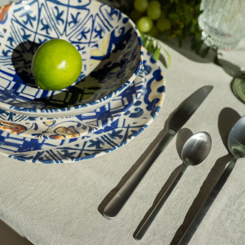 Assiettes plates bleues et blanches - Fresco - Kare Design