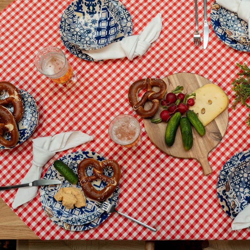 Assiettes plates bleues et blanches - Fresco - Kare Design