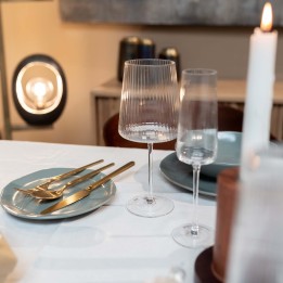 Textured wine glasses - Riffle - Kare Design