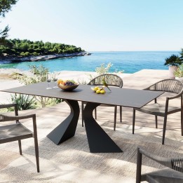 Table de jardin en grès noir - Gloria - Kare Design