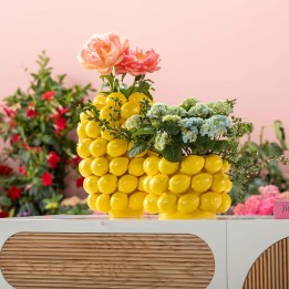 Porcelain lemon vase - Kare Design