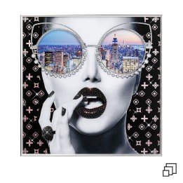 Framed poster woman with glasses - NY View - Kare Design