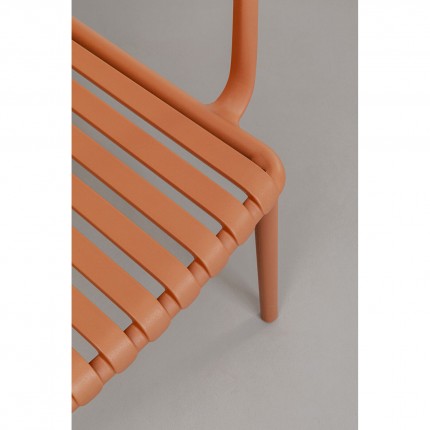 Chaise de jardin avec accoudoirs Porto Santo terracotta Kare Design