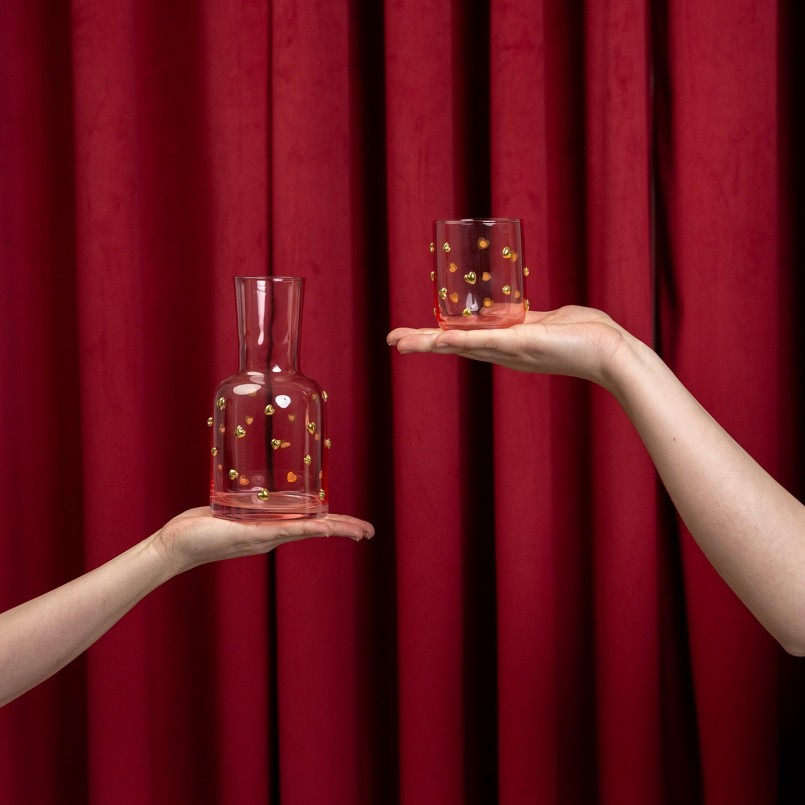Carafe en verre rose cœurs dorés - Party Hearts - Kare Design