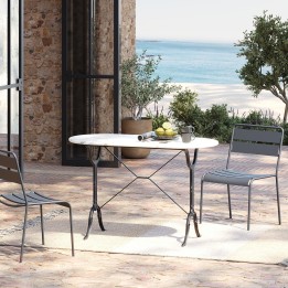 White marble and black steel dining table - Bistrot - Kare Design