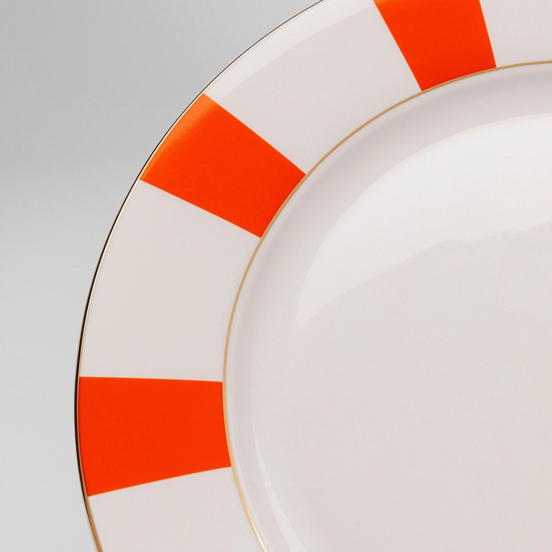 Assiettes oranges et blanches en porcelaine - Harlequin - Kare Design