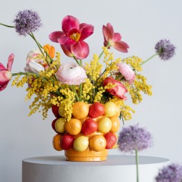 Vase en porcelaine oranges, fraises et citrons - Kare Design