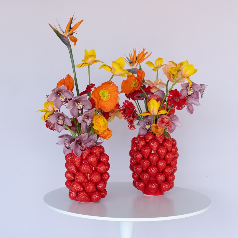Vase fraises rouges en porcelaine - Kare Design