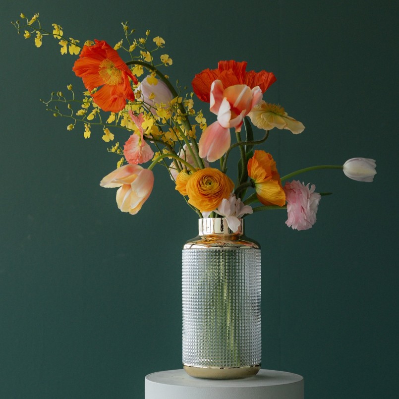 Vase rétro doré - LA Noble - Kare Design