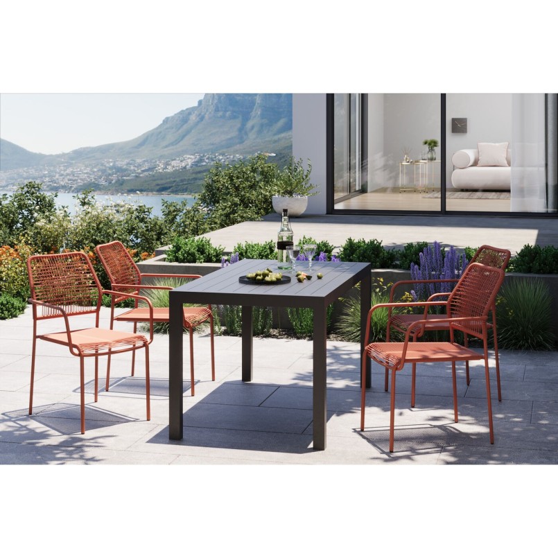 Chaise Madagascar rouge