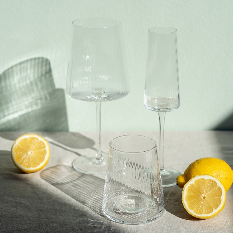 Wijnglazen met textuur - Riffle - Kare Design