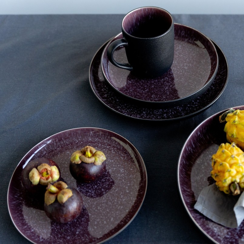 Tasses en grès noir, violet et blanc - Alissa - Kare Design