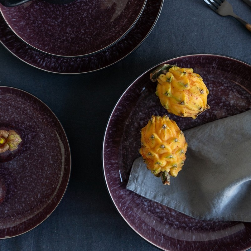 Assiettes plates en grès noir, violet et blanc - Alissa - Kare Design
