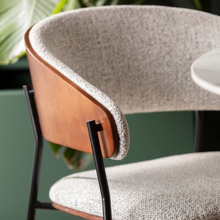 Chaise avec accoudoirs Cindy noyer Kare Design