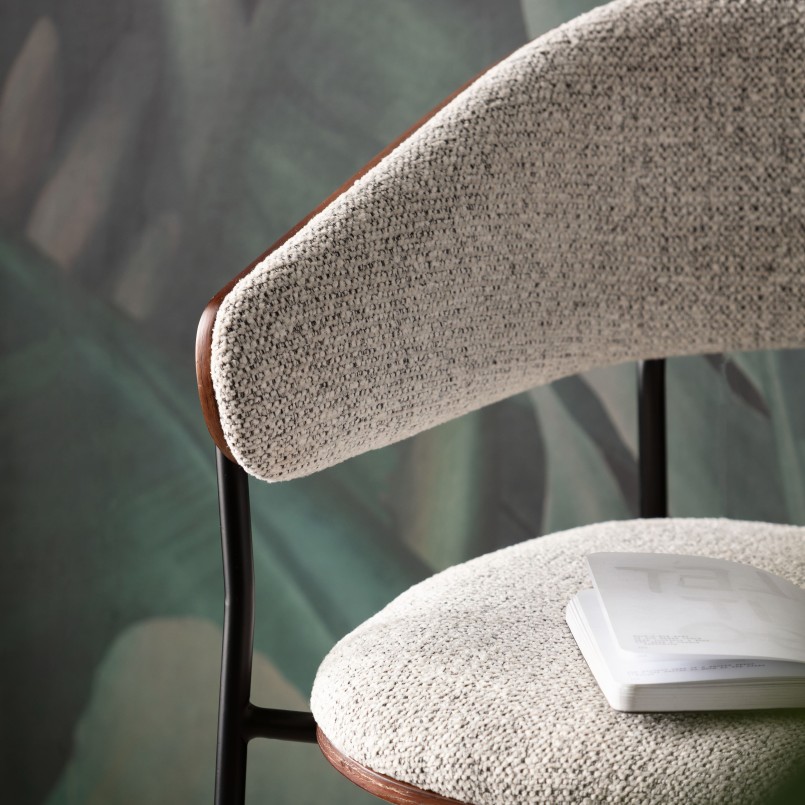 Chaise avec accoudoirs en tissu et noyer - Cindy - Kare Design