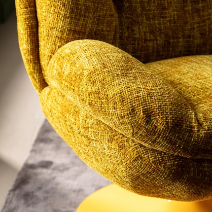 Draaifauteuil Cosy geel Kare Design