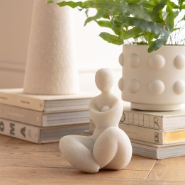 Women's white seating - Kare Design