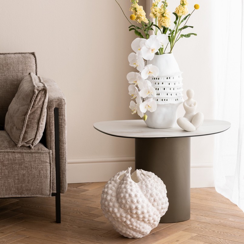 Déco femme assise blanche - Soft - Kare Design