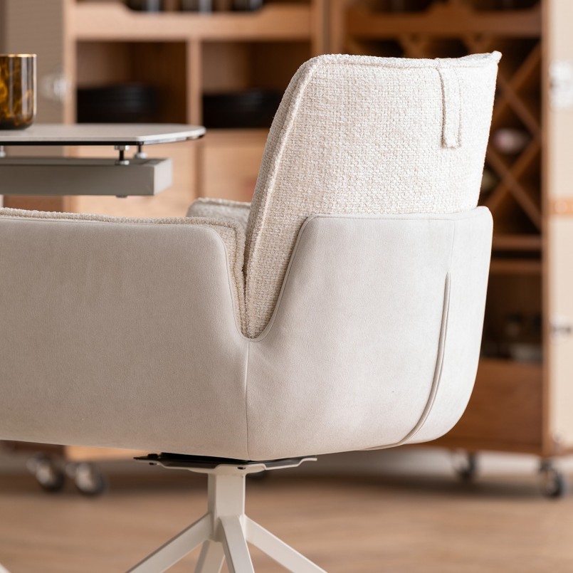 Chaise avec accoudoirs pivotante crème - Hilla - Kare Design