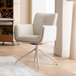 Crèmekleurige draaistoel met armleuningen - Hilla - Kare Design