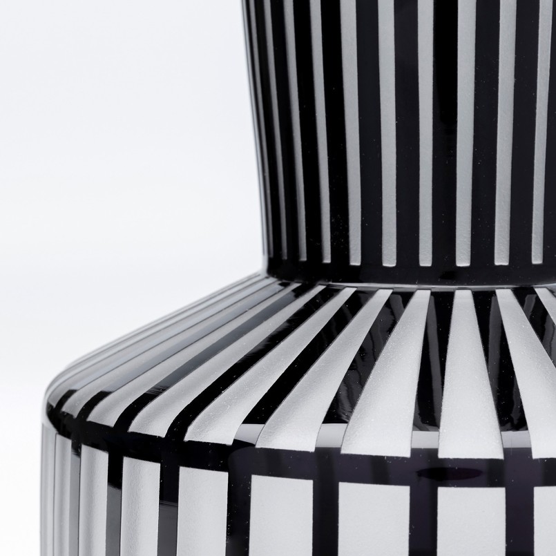 Vase rayé noir et blanc - Roulette - Kare Design