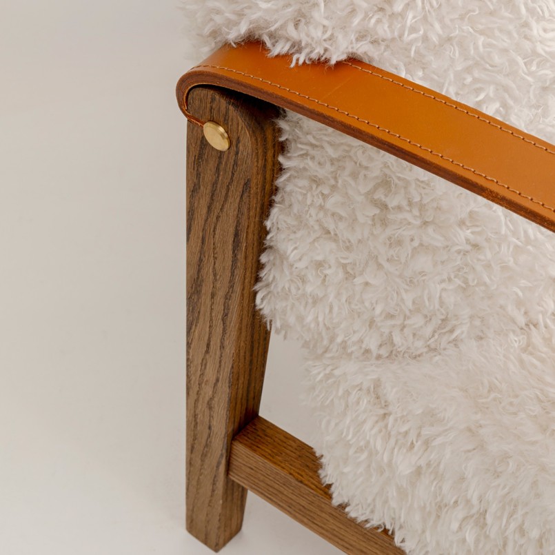 Fauteuil crème doux en bois et cuir - Simon - Kare Design