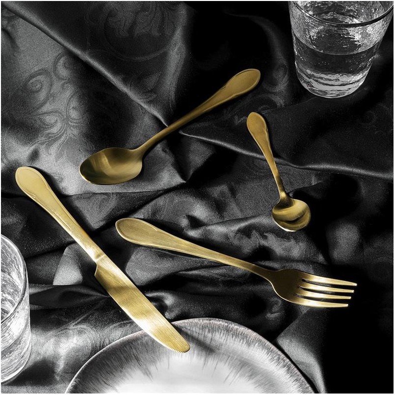 Couverts en acier doré - Cucina - Kare Design