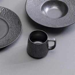 Mugs noirs en grès - Cosmos - Kare Design