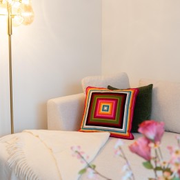 Coussin carrés multicolores imbriqués - Artistic - Kare Design