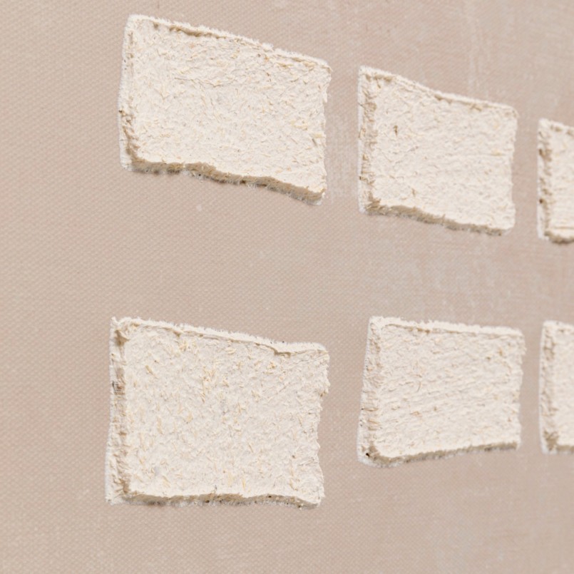 Toile encadrée beige éléments en relief - Art Row - Kare Design