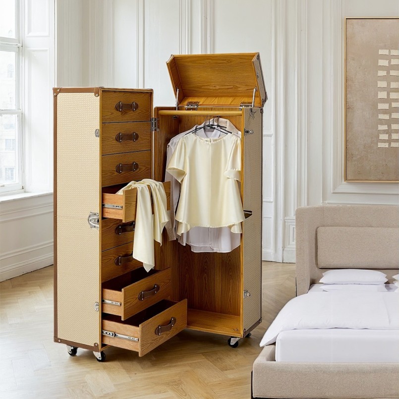 Malle-armoire en simili cuir tressé beige - Venezia - Kare Design
