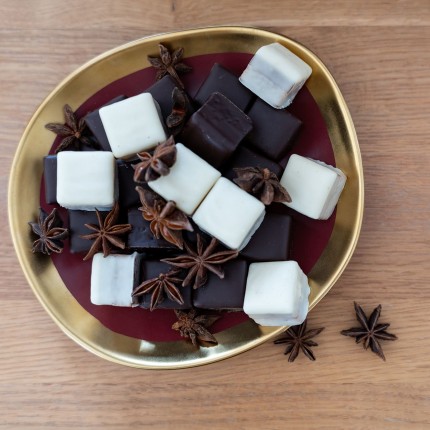 Plate Deep Vibrations Ø19cm red (4/set) Kare Design