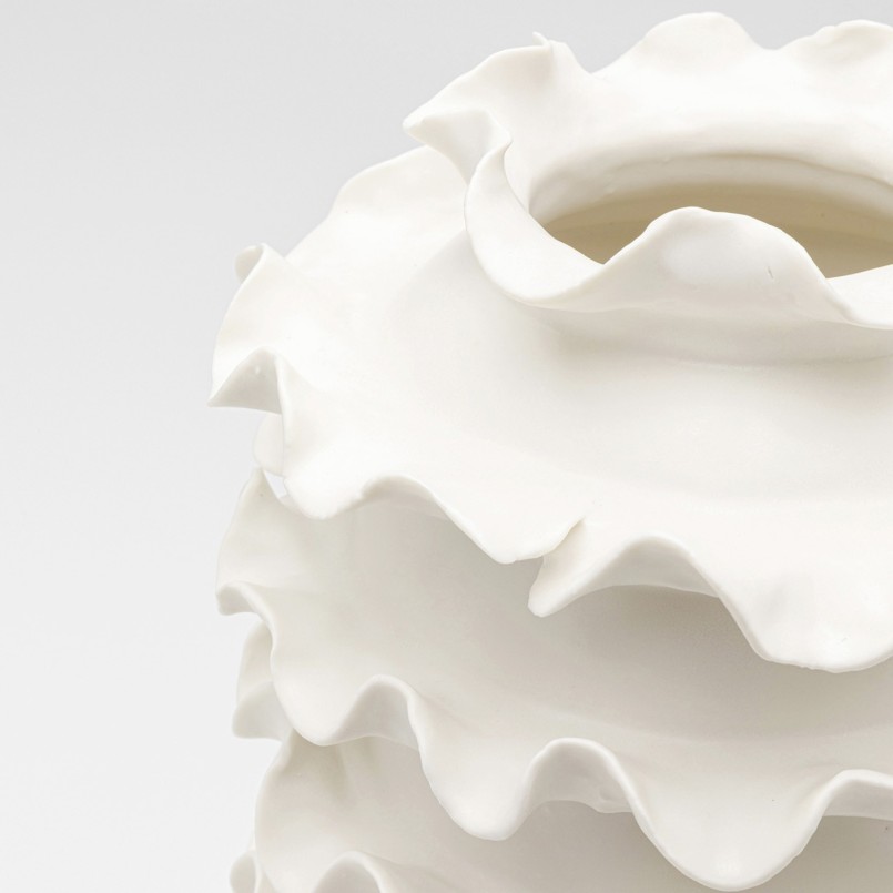 Vase blanc en porcelaine - Viento - Kare Design