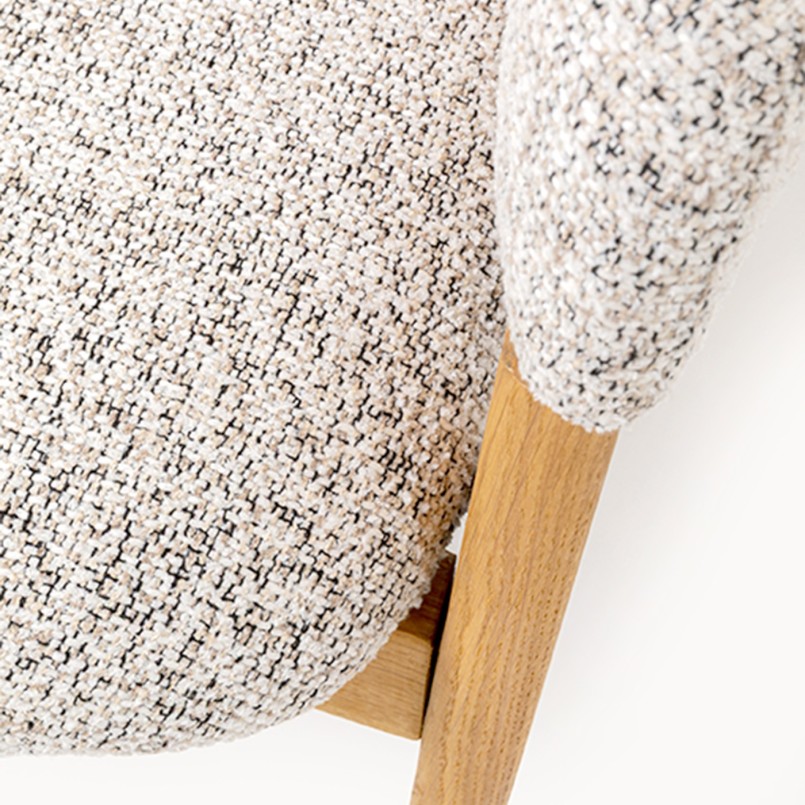 Banc avec accoudoirs en tissu tressé et chêne - August - Kare Design