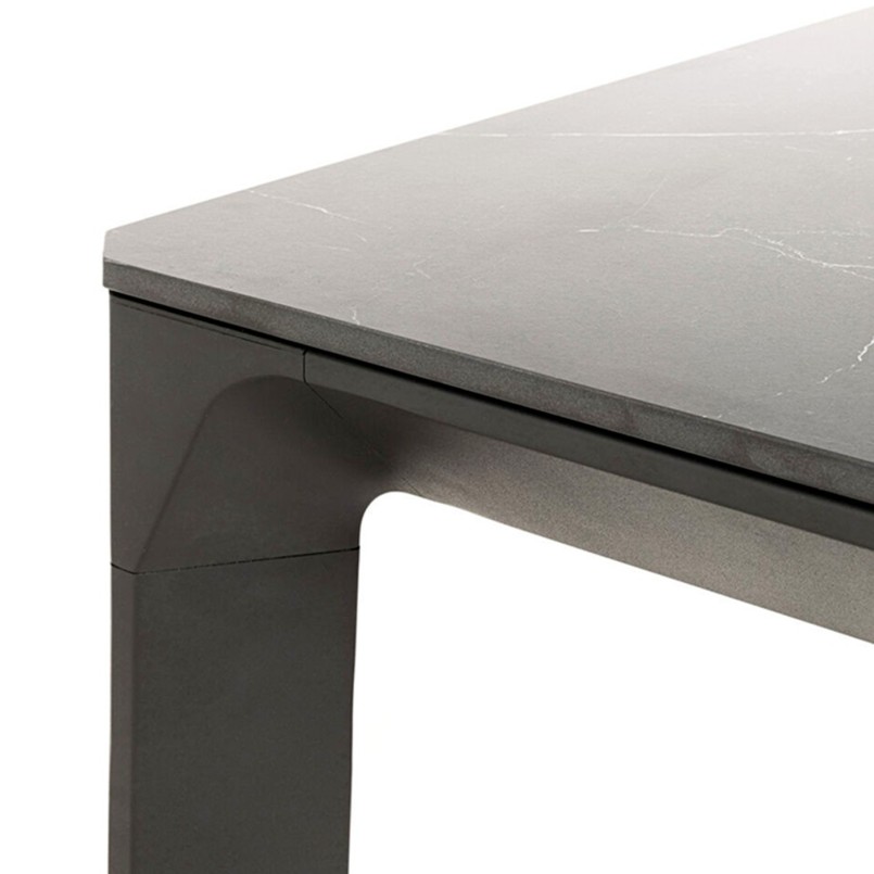 Table de jardin rectangle noire - Bari - Kare Design