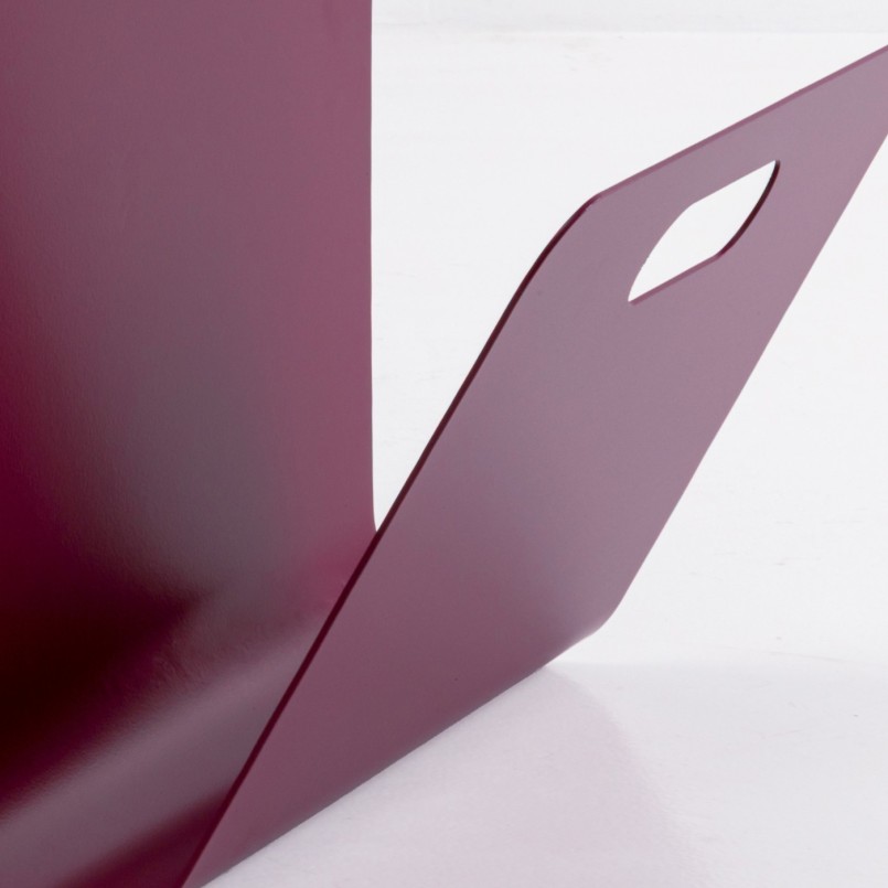 Side Table Lounge News purple Kare Design