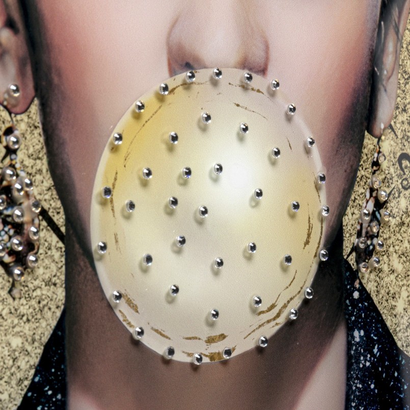 Tableau encadré artiste féminine chewing-gum - Kare Design
