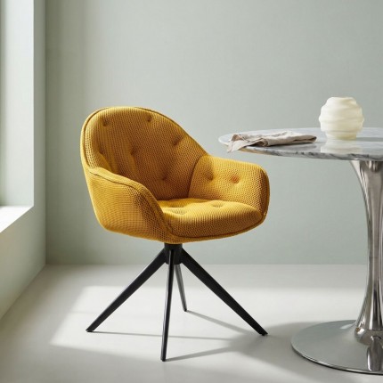 Chaise avec accoudoirs pivotante Carlito Mesh jaune Kare Design