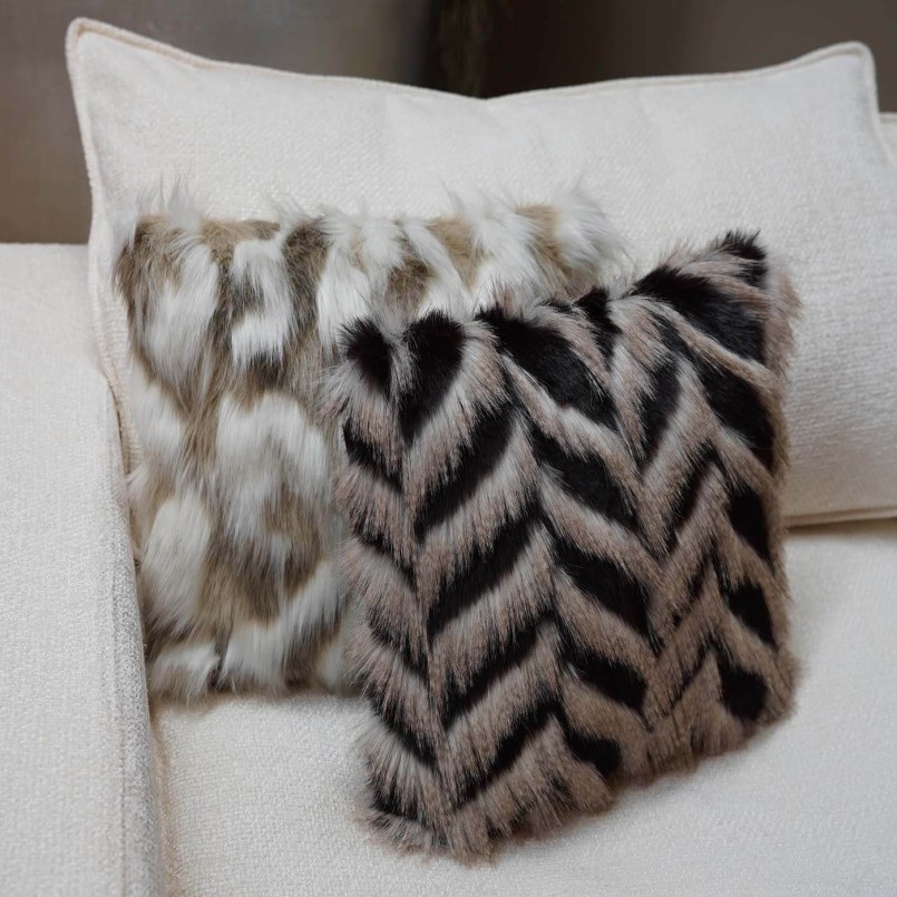 Cushion Shaky white Kare Design