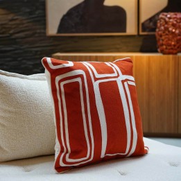 Kussen Arty oranje en wit Kare Design