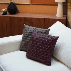 Coussin Posy bordeaux Kare Design