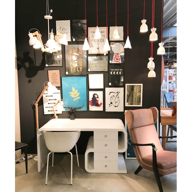 Bureau White Club Snake Kare Design