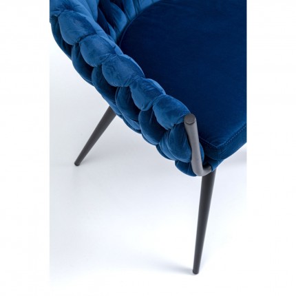 Stoel met armleuningen Knot blauw fluweel Kare Design