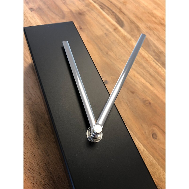 Horloge Pendulum Kare Design